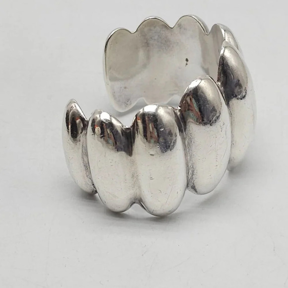 Vintage Taxco Mexican Sterling Silver Cuff Bracelet 86 grams Wide Ribbed Design - Picture 2 of 8